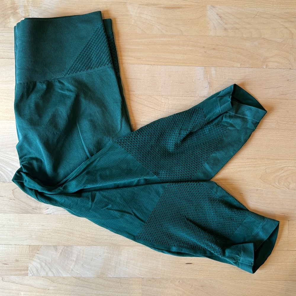 Climawear Emerald Green Cropped Capri Leggings, Size Large, L